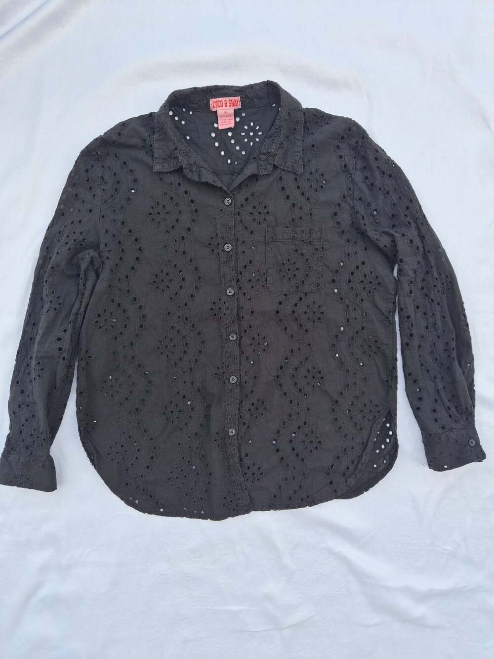 Coco & Shay Women's Black Eyelet Button-Up Long Sleeve Shirt